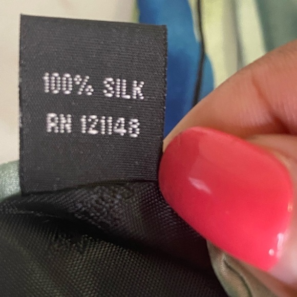 J. Garcia 3-D Warthog Glasses 100% silk necktie - Picture 3 of 3